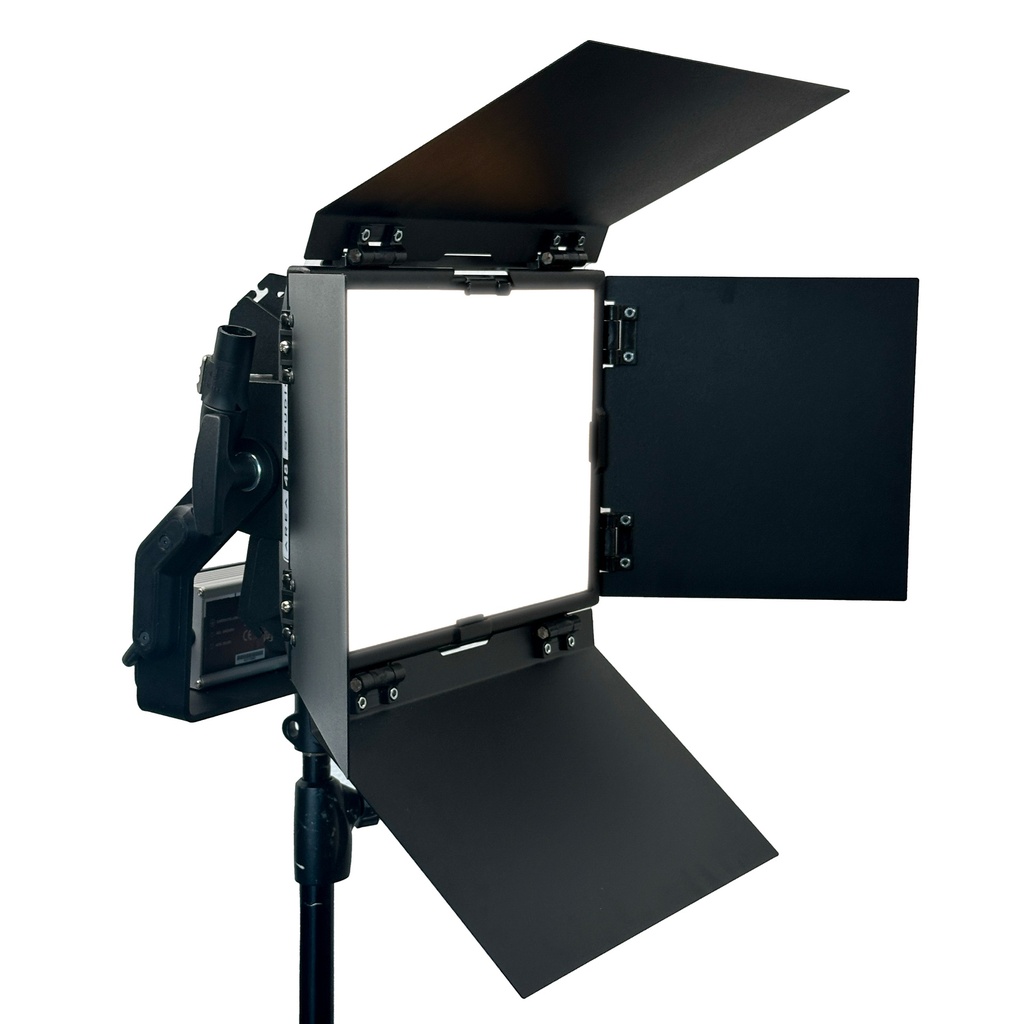 AREA 48 Studio (black),PSU, Curved yoke & Detachable Barndoors